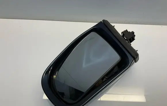 Mercedes-Benz E W210 Front door electric wing mirror 