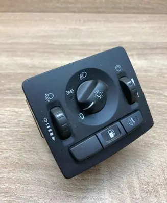 Volvo V50 Light switch 19206
