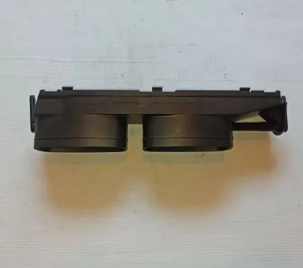 Volkswagen Transporter - Caravelle T4 Dash center air vent grill 7D0819709