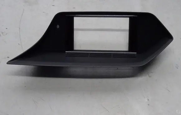 Mercedes-Benz E W212 Radio/GPS head unit trim 2126801336 A2126801336
