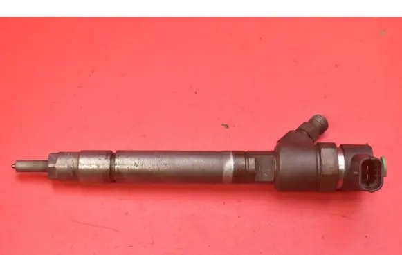 Fuel injector