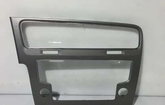 Volkswagen Golf VII Radio/GPS head unit trim 5G1819743