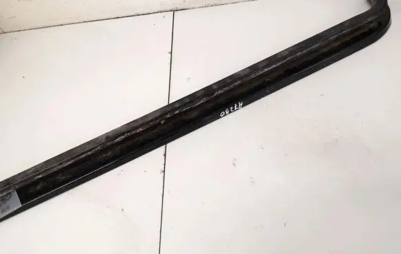 Chrysler Voyager Sliding door trim 