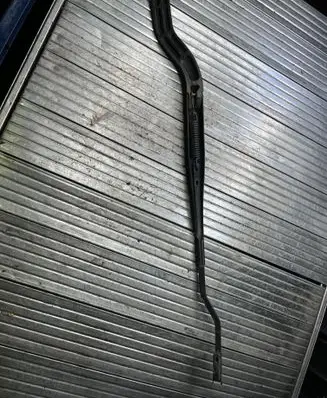 Opel Vectra C Front wiper blade arm 09185812