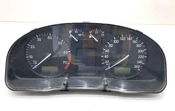 Volkswagen PASSAT B5 Speedometer (instrument cluster)