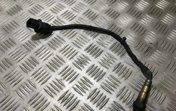 BMW 5 E60 E61 Lambda probe sensor 779159201 7791592-01