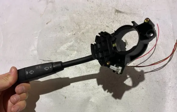 Mercedes-Benz A W169 Indicator stalk 285726