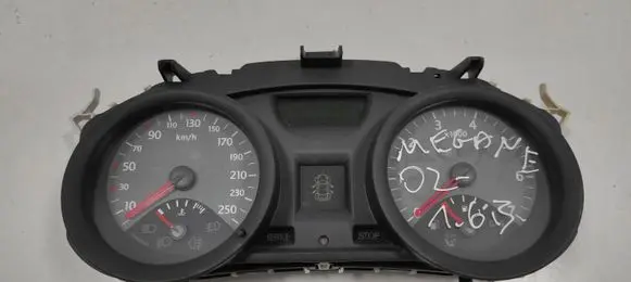 Renault Megane II Speedometer (instrument cluster) 35110419 8200292046 2RPF14B115AH