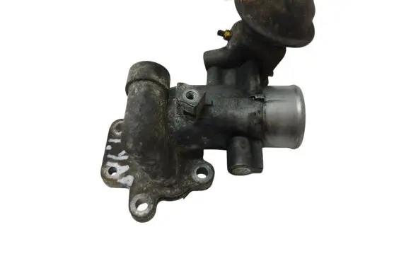 Toyota Yaris Throttle valve 33010