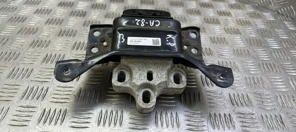 Audi A3 S3 8V Engine mount bracket 5Q0199555T