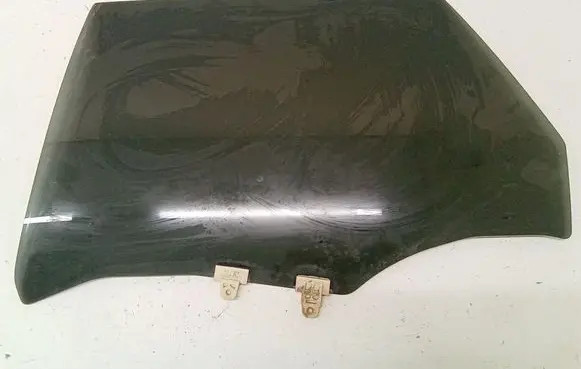Rear door window glass