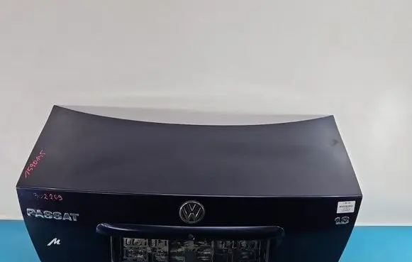 Volkswagen PASSAT B5.5 Tailgate/trunk/boot lid IMPRK1590145