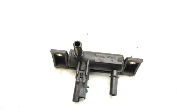 Fuel pressure sensor
