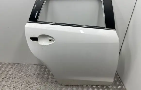 Mazda 6 Rear door