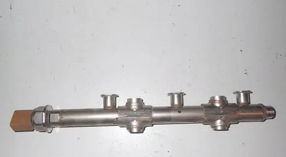 Skoda Octavia Mk3 (5E) Fuel main line pipe 04C133320F