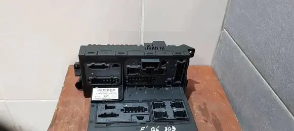 Mercedes-Benz E W211 Comfort/convenience module A2115454301