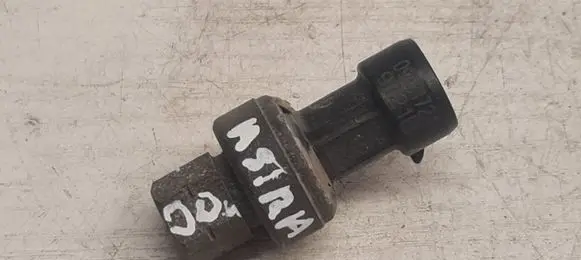 Air conditioning (A/C) pressure sensor