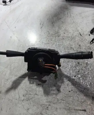 Peugeot 1007 Wiper turn signal indicator stalk/switch 96576794XT 2324886 203900