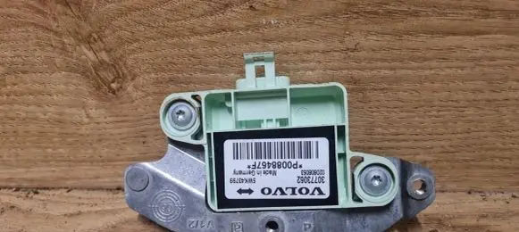 Volvo C70 Airbag deployment crash/impact sensor 30773062