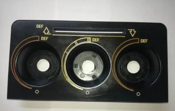 Mercedes-Benz W123 Central console control unit 1236800739