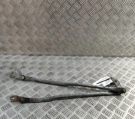 Mitsubishi 3000 GT Front wiper linkage and motor MB622702