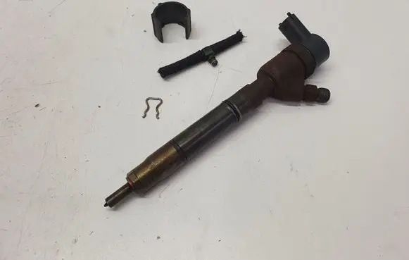 Hyundai ix35 Fuel injector 0445110411 338002A800