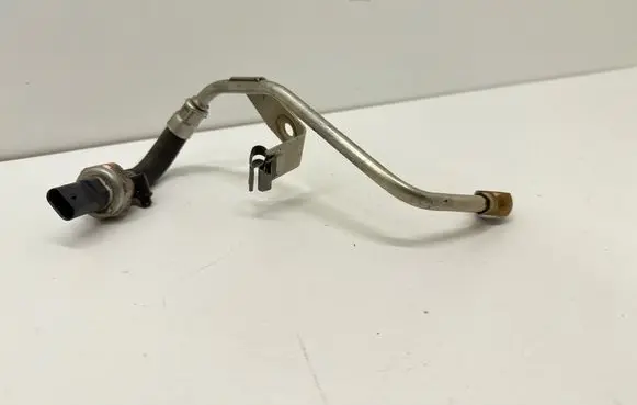 BMW 5 F10 F11 Exhaust gas pressure sensor 8507634 D8370