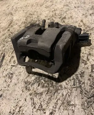 Volvo XC40 Rear brake caliper