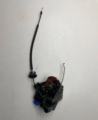 Audi A8 S8 D3 4E Rear door lock 4e0839016b