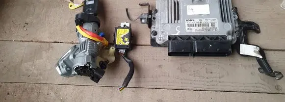 KIA Ceed Engine control unit/module 0281019360 391112A952