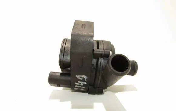 Mercedes-Benz A W176 Electric auxiliary coolant/water pump A2118350028