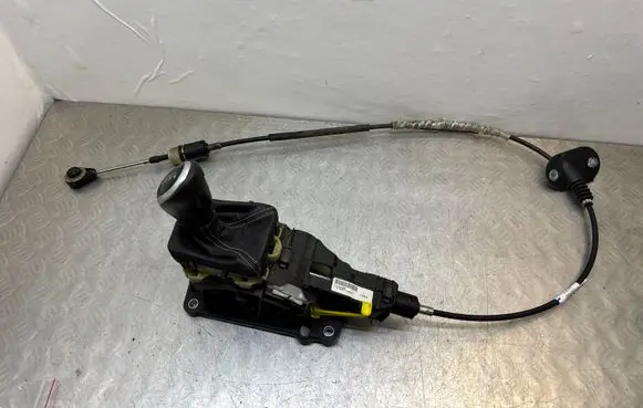 Volvo V60 Gear shifter/selector 31367588 20130917190643