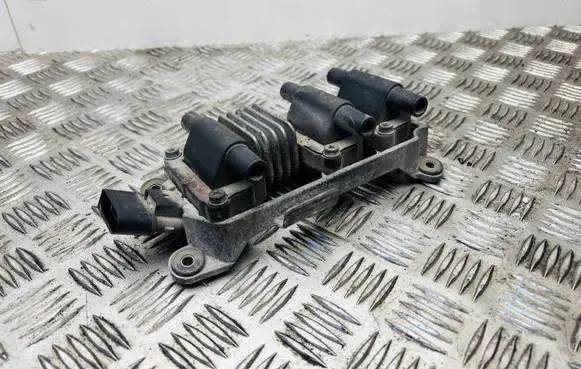 Audi A6 S6 C5 4B High voltage ignition coil 078905104