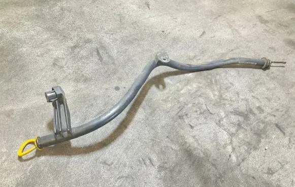 Mercedes-Benz Sprinter W906 Oil level dip stick A6510100124