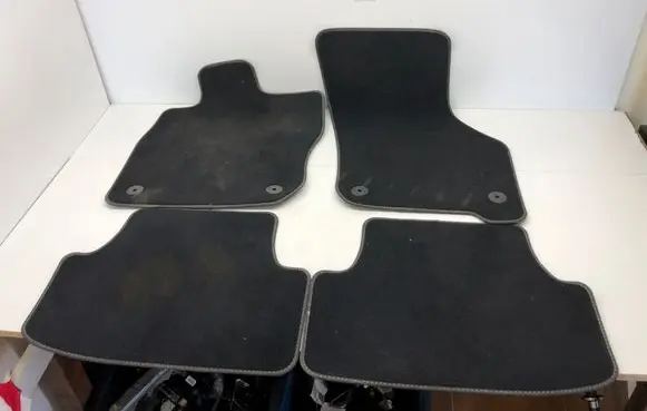 Volkswagen Golf VIII Car floor mat set 5H1864435A 5H0864451A 5H0864452A
