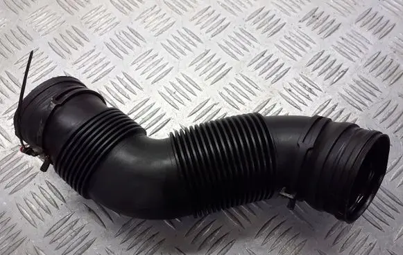 Seat Cordoba (6L) Air intake hose/pipe 6Q0129684P