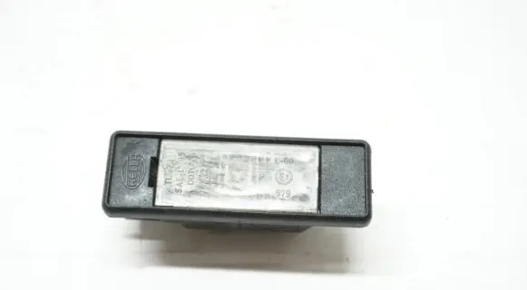 Citroen C4 I Number plate light