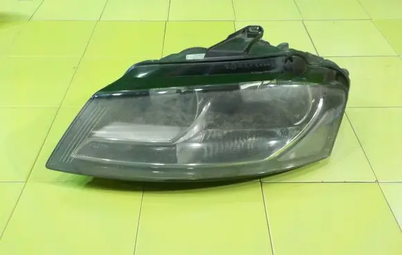 Audi A3 S3 8P Headlight/headlamp 8P0941003