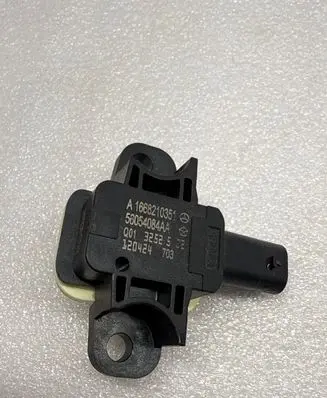 Mercedes-Benz ML W166 Airbag deployment crash/impact sensor A1668210351