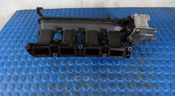 Renault Clio IV Intake manifold CART140036109R 140036109R 161206038R