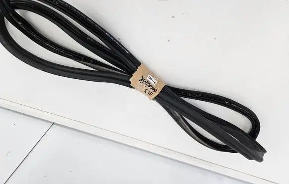 Volkswagen ID.3 Trunk rubber seal (body) 10a827705b