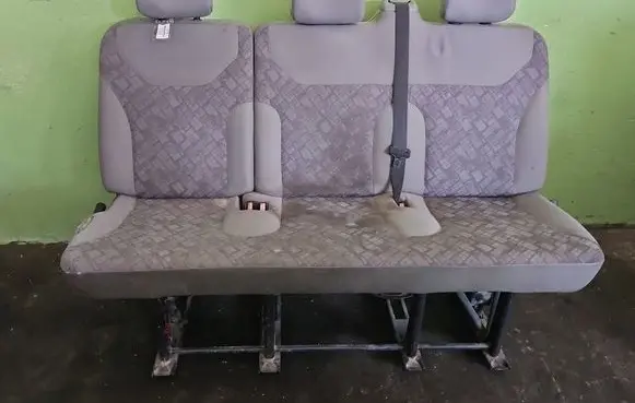 Opel Vivaro Second row seats IMPRK1599728