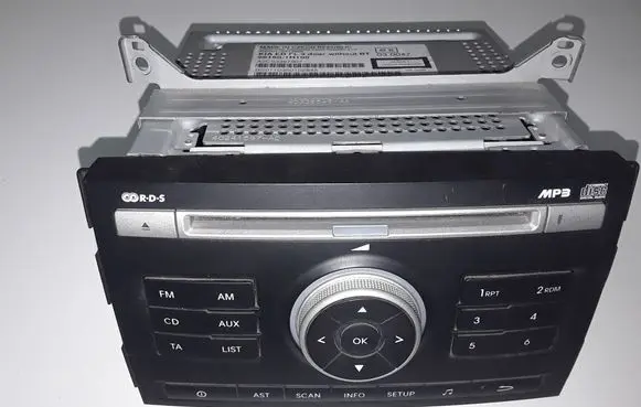 KIA Ceed Radio/CD/DVD/GPS head unit 961601H100