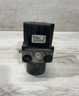 BMW 5 E39 ABS Pump 6750345 0265900001 6750383