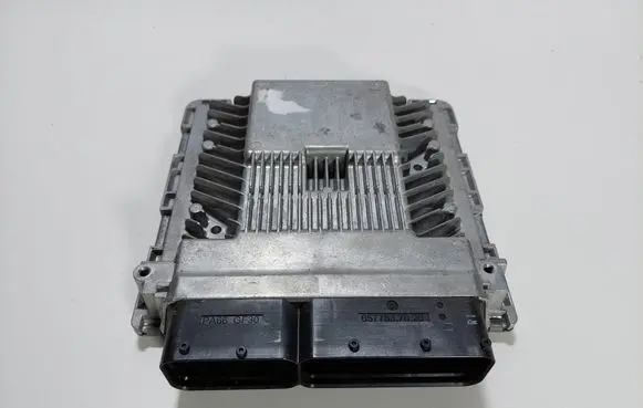 Audi A6 S6 C6 4F Engine control unit/module 4F0907115