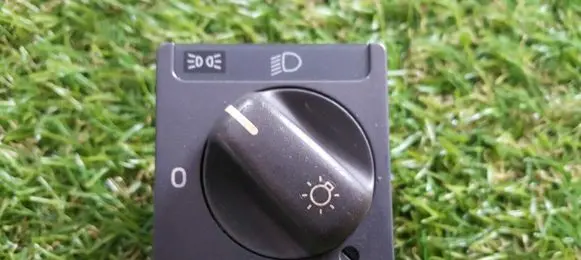 Volvo S70 V70 V70 XC Light switch 8622023