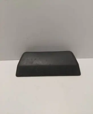 Rear bumper trim bar molding