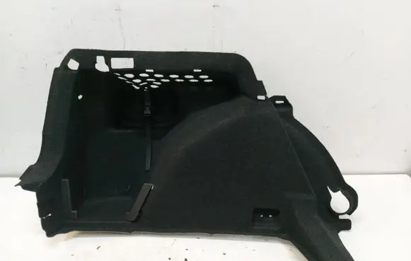 Trunk/boot side trim panel
