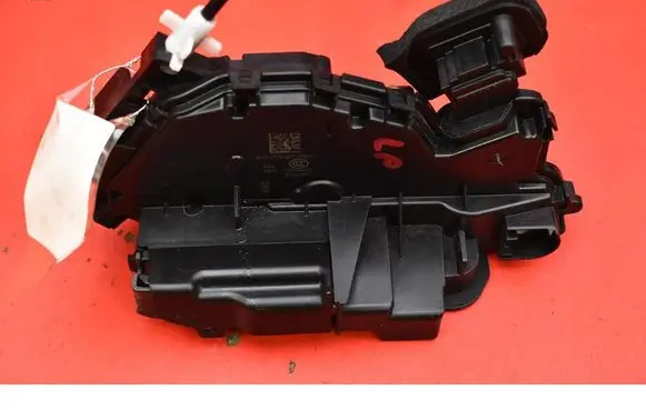 Skoda Octavia 985 Front door lock 5TB837015C