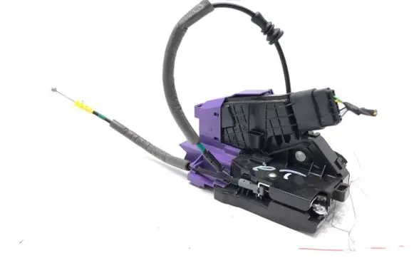 Hyundai i30 Rear door lock 81420-G3010